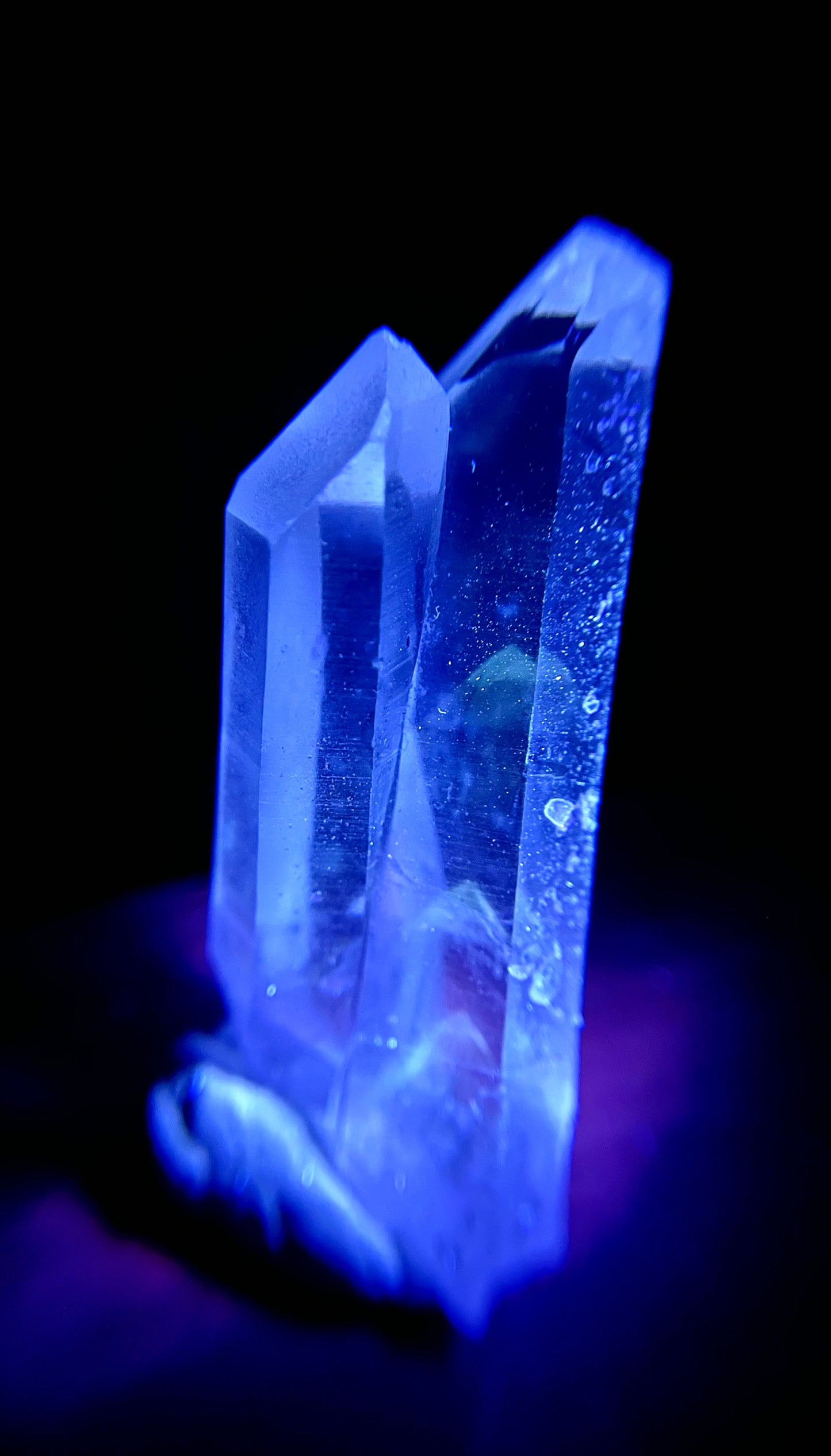 UV Phantom Quartz Points - Washington