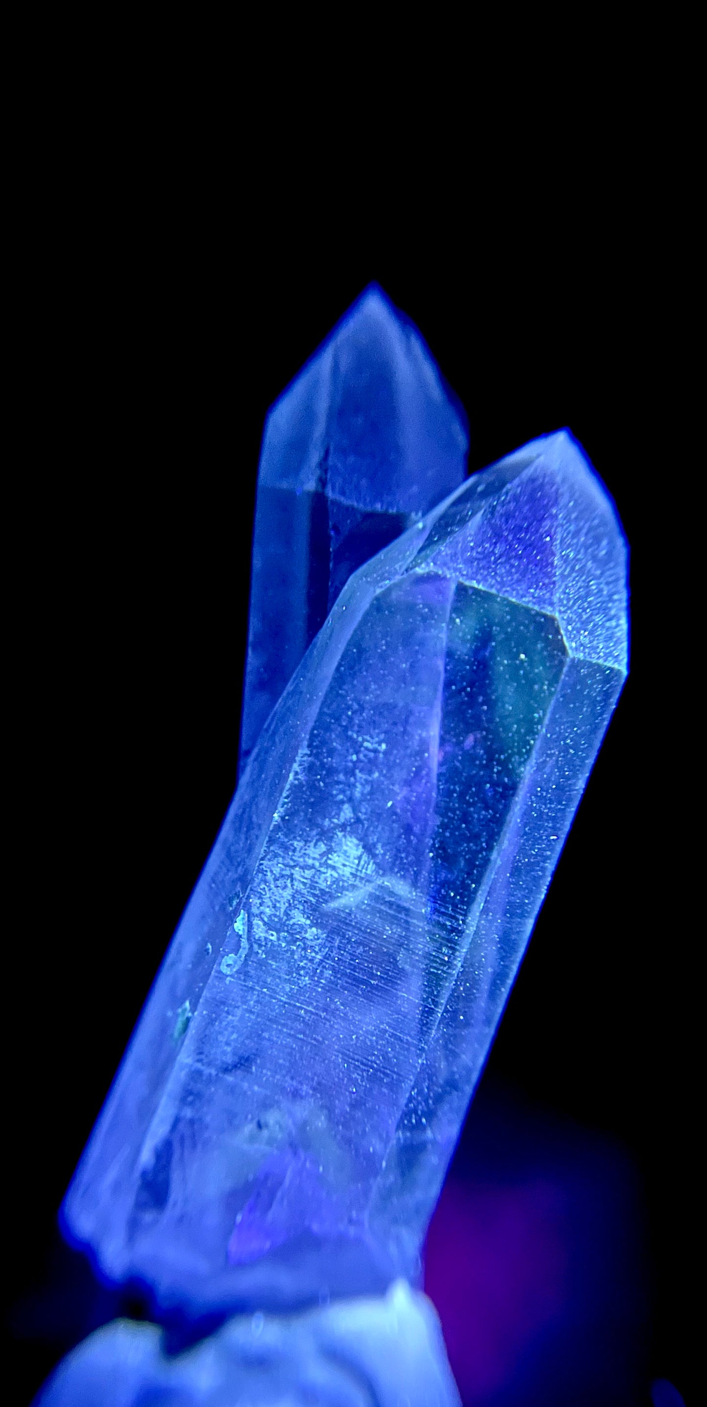 UV Phantom Quartz Points - Washington