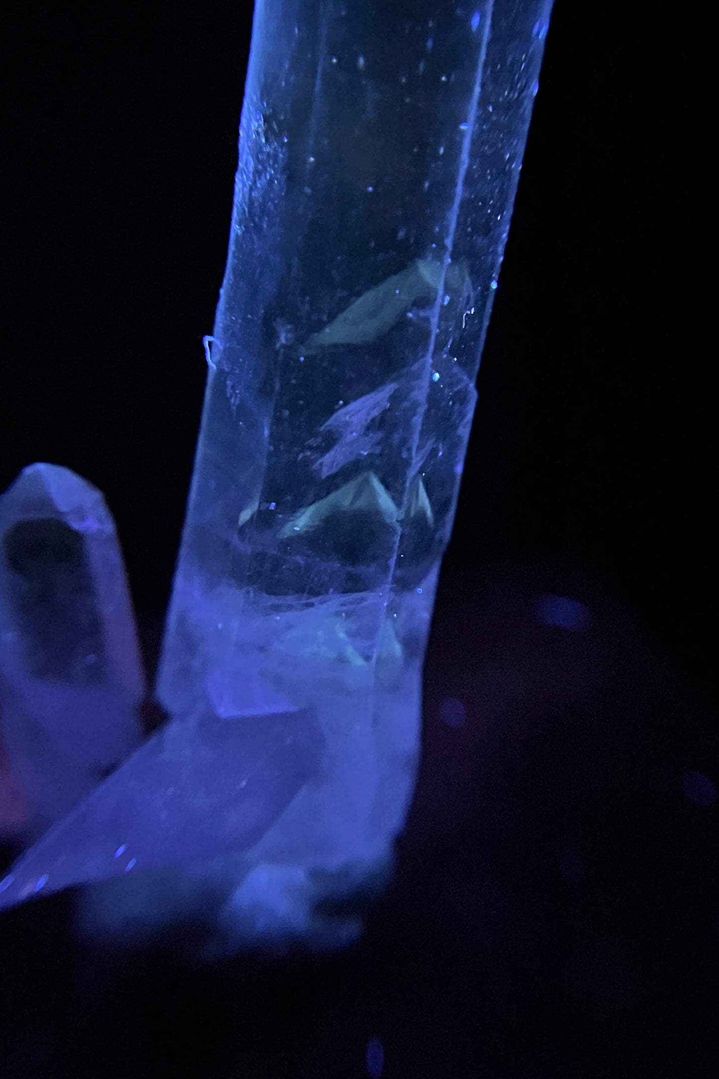 UV Phantom Quartz Points - Washington