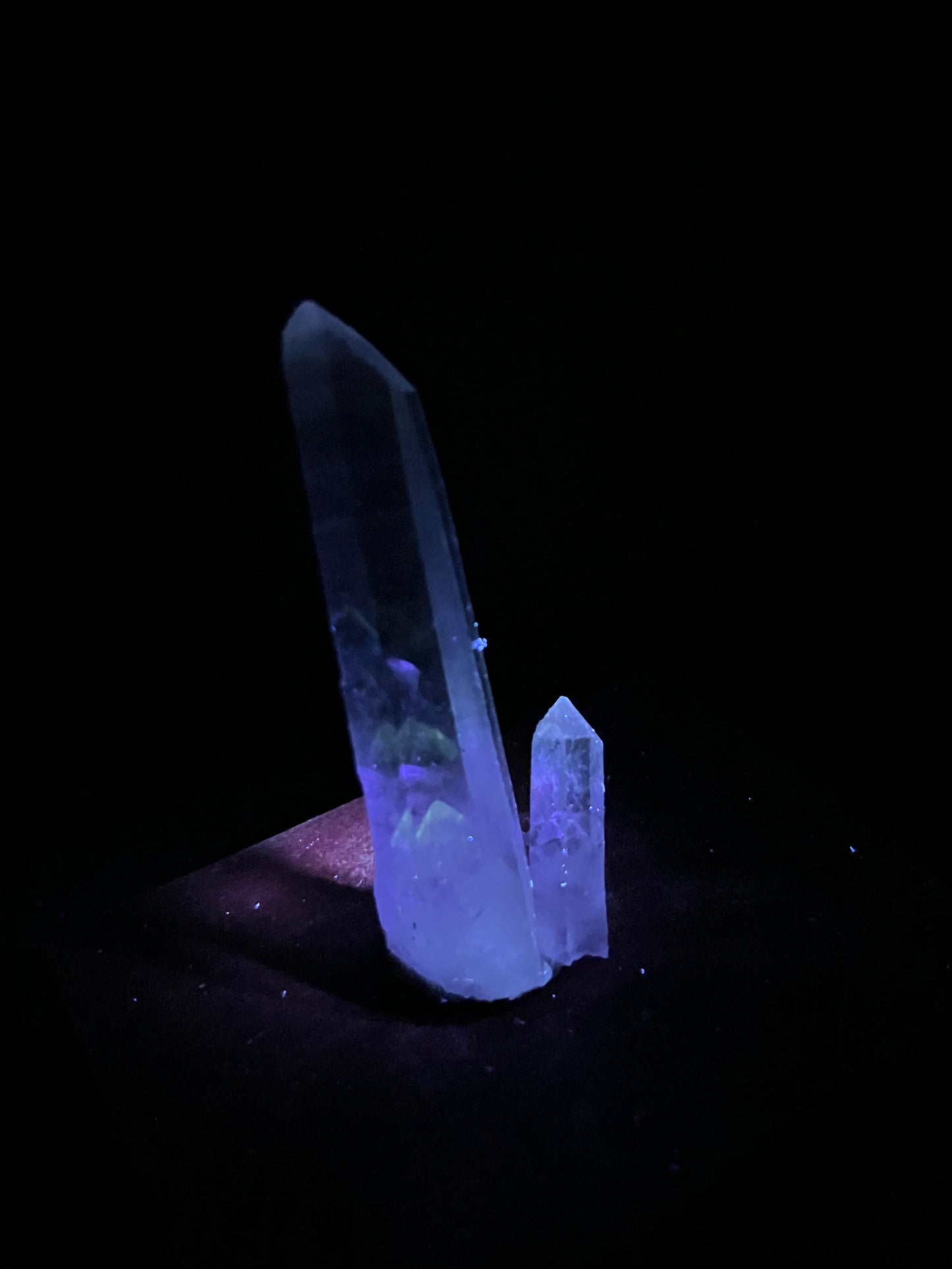 UV Phantom Quartz Points - Washington