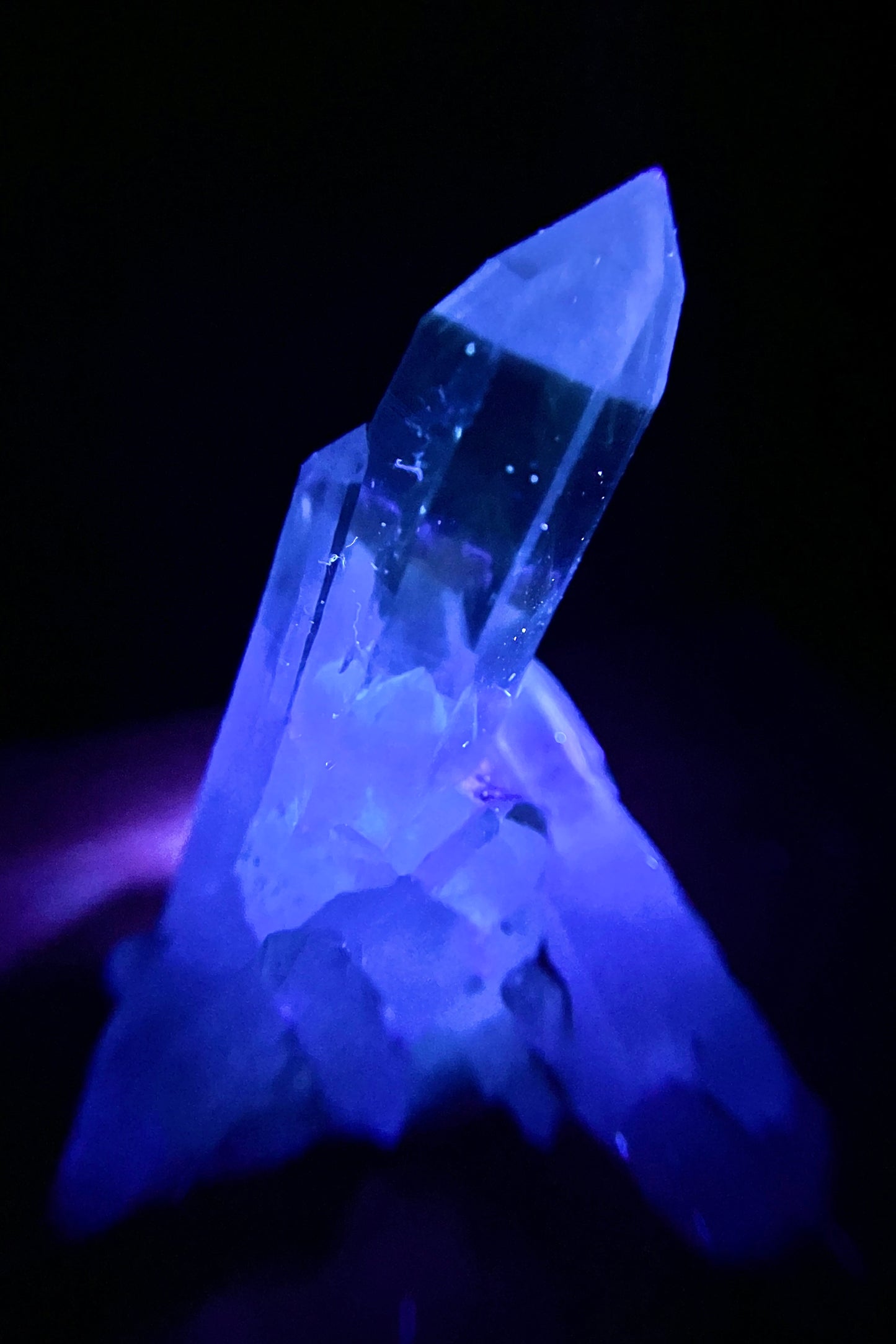 UV Phantom Quartz Cluster - Washington
