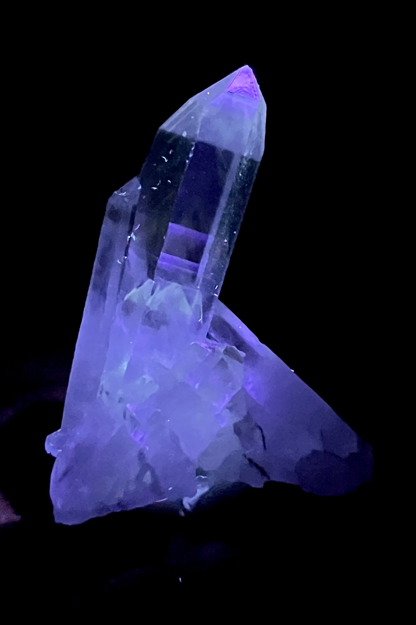 UV Phantom Quartz Cluster - Washington