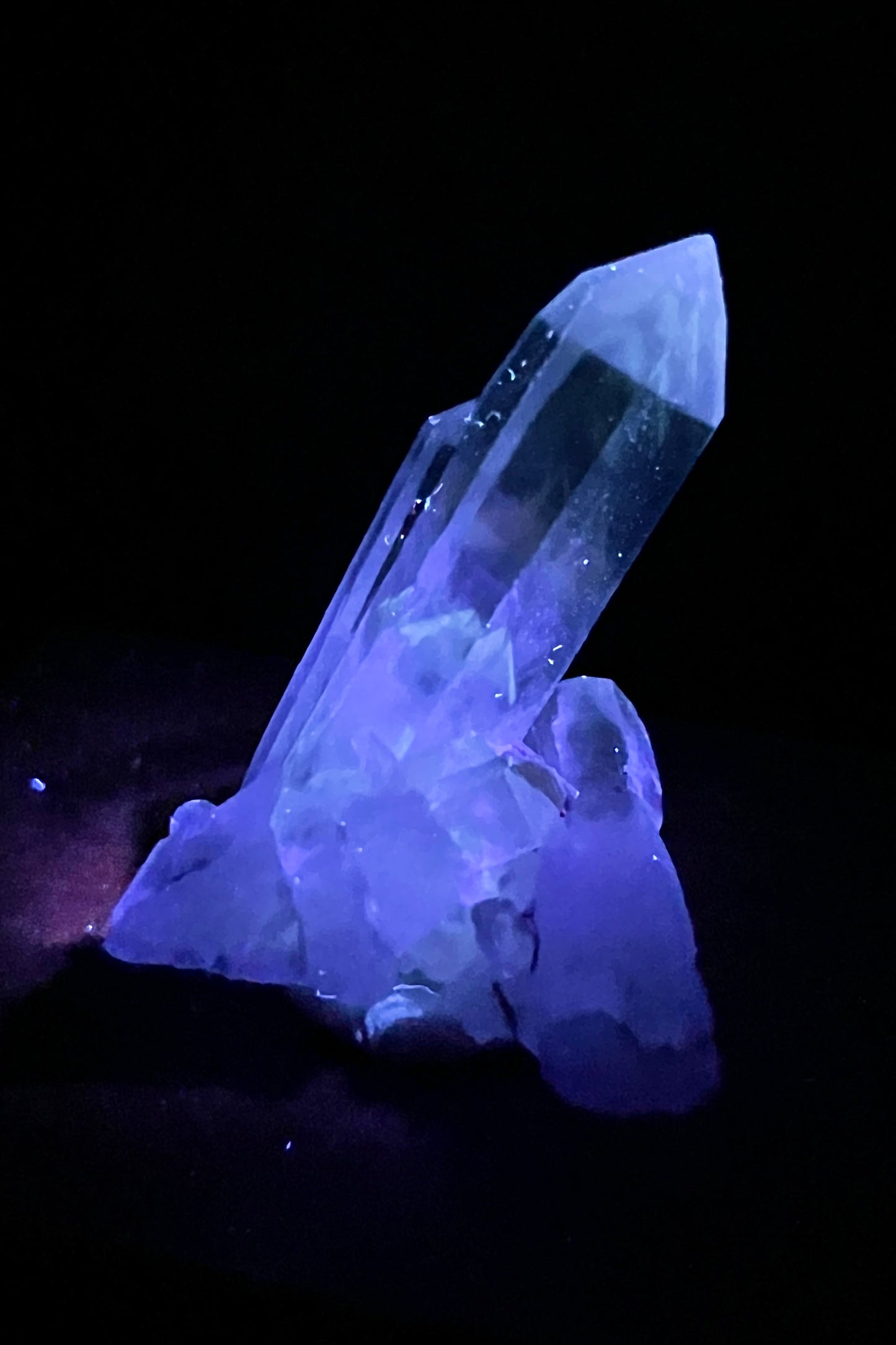 UV Phantom Quartz Cluster - Washington