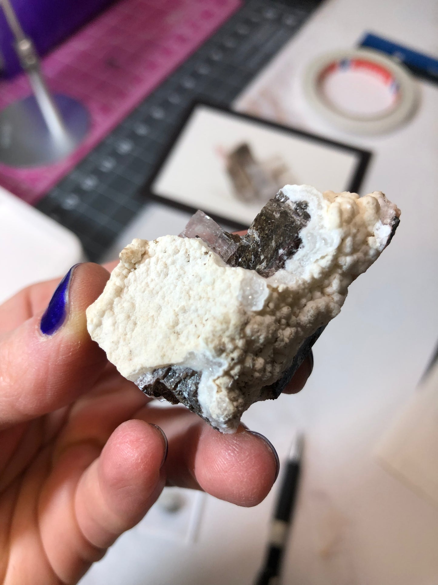 π UV rhombus AZ Calcite with Watercolor painting.
