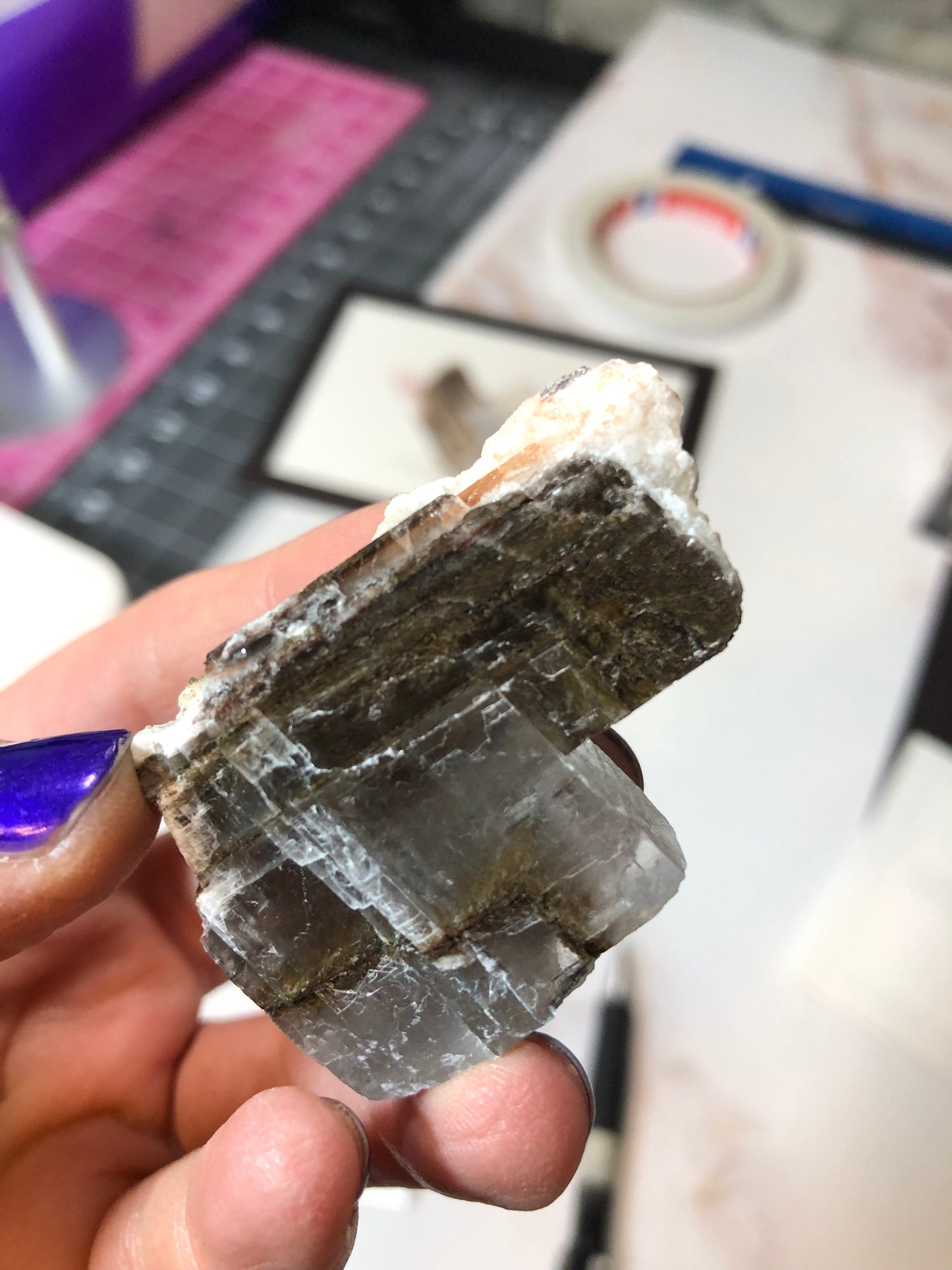 π UV rhombus AZ Calcite with Watercolor painting.