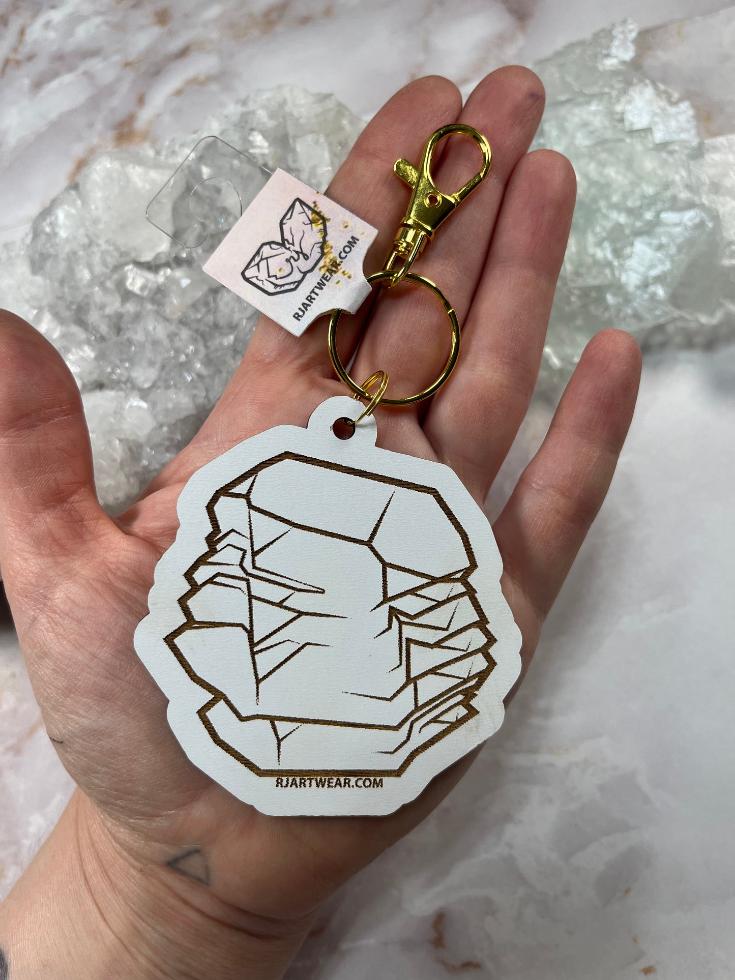 Quartz Gwindel Keychain - White Wood Chipboard